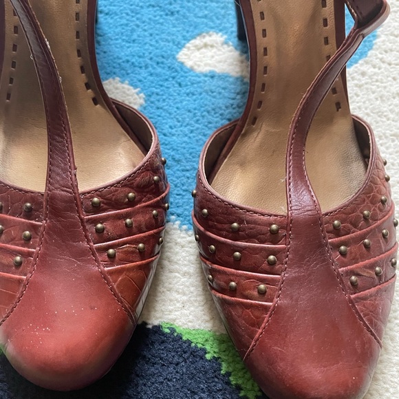 Vintage Gianni Bini brown heels with little studs, size 7.5 US - Picture 4 of 6